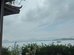 -湖畔居茶楼(湖滨店)