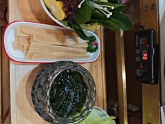 -洪氏嗨捞·猪肚鸡火锅(阳光天地店)