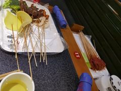 -两三事小郡肝串串香火锅(桂庙店)