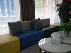 -咿呀口腔(光谷分院)