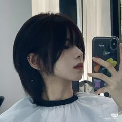 -时尚殿堂明星门店