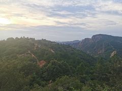-灵岩山风景区