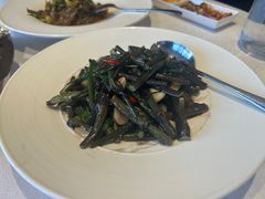 -彩云天云南餐厅