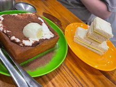 招牌漏奶华-澳门陈光记烧味饭店(南京德基广场店)