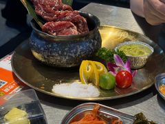 -哈哈碳都·牛肋条无限自助烤肉(台江万达店)