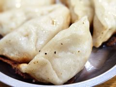 -黄阿姨锅贴大王(万航渡路店)