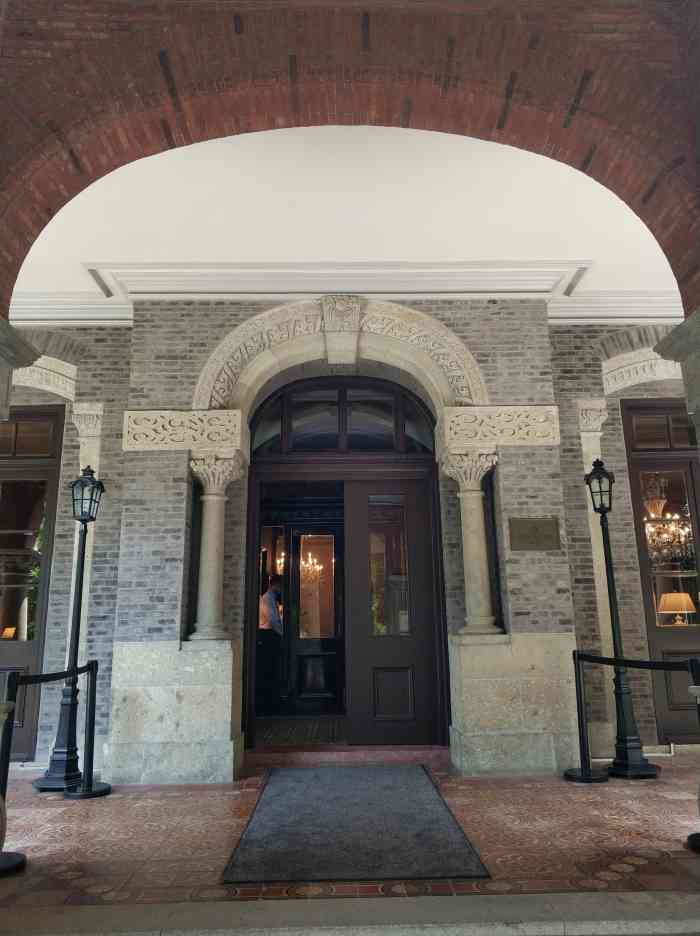 patekphilippe百达翡丽上海源邸店