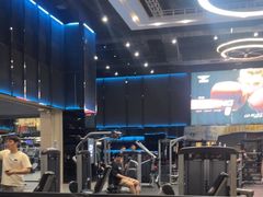 -滨力健身俱乐部