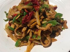 辣皮子爆羊肚-纳瓦新疆菜(银都店)