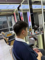 -藤野造型烫发染发