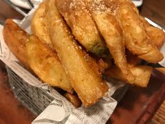 -I HOLIC艾豪丽披萨(KKone店)