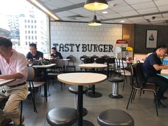 大堂-麦当劳(东方时代广场分店)