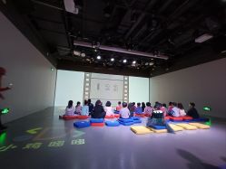 -小鸡哆哆故事屋·儿童乐园(嘉里城店)