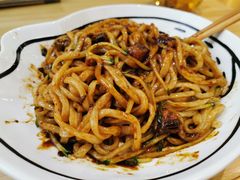 炸酱面-小时光咖啡馆(开森度假森林店)