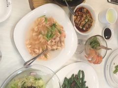 -双子楼大酒店(城开国际写字楼店)