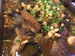 -鑫巴蜀小镇 · 水煮鱼专研店(玉桥店)