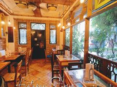 -西关84·History·Art·Cafe