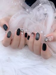 -七彩虹美甲美睫 半永久