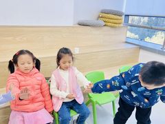 -蓝话筒·少儿成人演讲口才·主持朗诵·戏剧表演(大华第一坊店)
