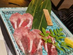 -山川小町·极番烧肉(新地假日广场店)