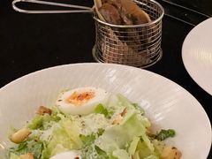 凯撒沙拉-圣丰索菲特·法国餐厅