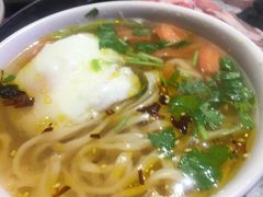 长寿面-清真·噃茄树黄柿子火锅