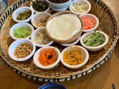 -包整·丝娃娃(一览甲秀楼风景店)