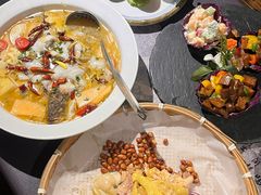 -花溪雨·森林餐厅(石基店)