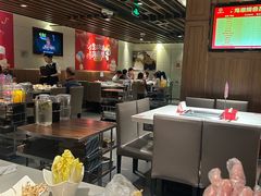 -海底捞火锅鲜切牛肉主题店(长寿路店)