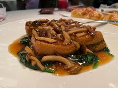 三菇扒菠菜豆腐-御宝轩(益丰·外滩源店)