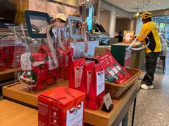 -星巴克臻选(周浦万达店)