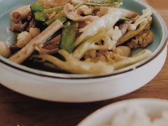 阳江小盆菜-先记烧鹅王·本地粤菜(福永店)