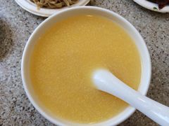 小米粥-老班长手工灌汤包老店(东山店)