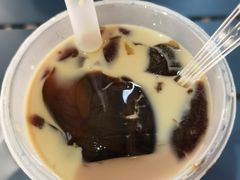 -八婆婆烧仙草(曾厝垵店)