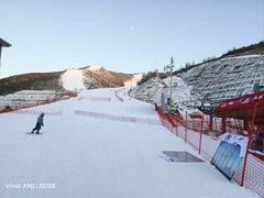 -翠云山银河滑雪场