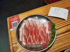猪五花肉-青瓦炭韩潮烤肉(花园道店)