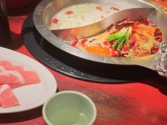 -袁老四重庆老火锅(桐梓坡店)