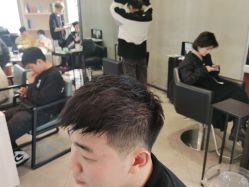 点击看大图 -MOVAN HAIR莫凡匠人发型屋