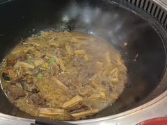 -70後铁锅炖(坡博总店)