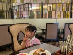 -广州万富希尔顿酒店·感趣自助餐厅·金秋蟹宴生蚝海鲜刺身烧烤