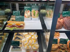 -星巴克(香港国际机场44号闸店)