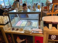 -大中华希尔顿酒店-念自助餐·嗨啤·小龙虾