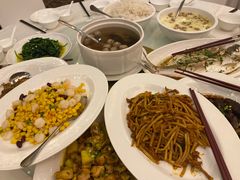 -山明水秀大饭店