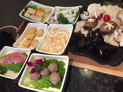 -井格重庆火锅(临平银泰城店)
