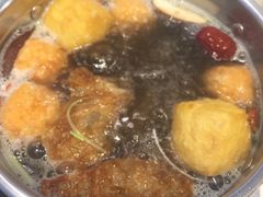 -百品聚旋转火锅(号外店)