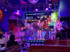 -Famous肥猫墨西哥音乐餐吧(五棵松华熙LIVE店)