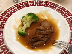 鲍鱼-龙悦湾酒家·八阵鱼生·渔人码头店