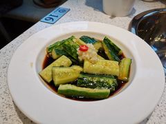 刮皮黄瓜-老佛爷铜炉蛙锅(海岸城店)