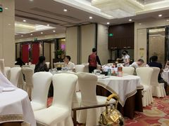 大堂-广州酒家(昌岗地铁站店)
