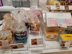 零售区-好利来(丰益桥店)